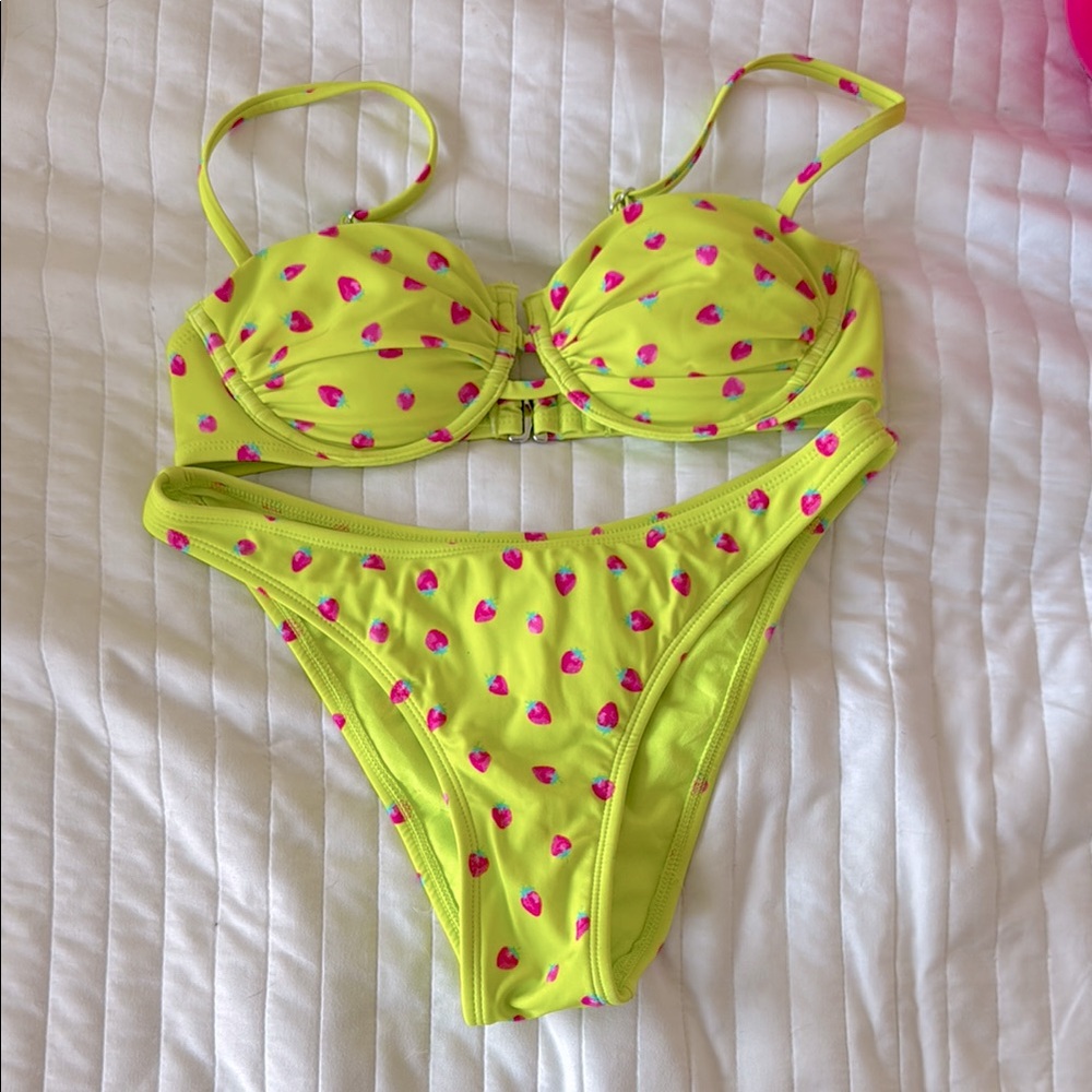 Target Bikini Set
